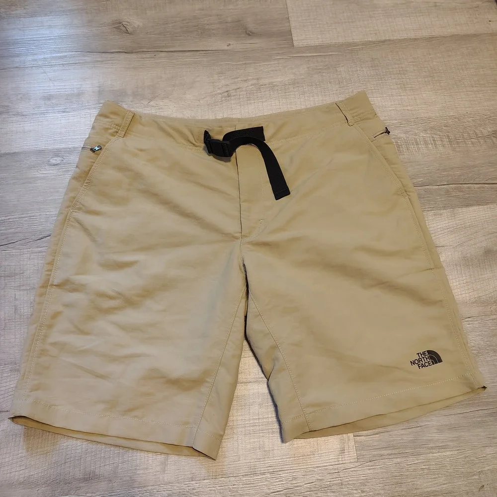 The North Face Mens Hiking Shorts Tan Khaki Belted Cargo Pockets Size 38